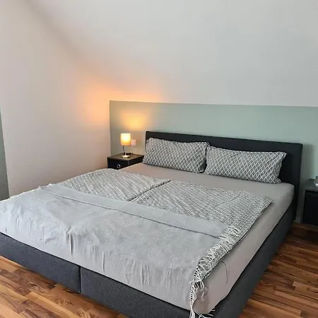 公寓 Schoene In Idyllischer Lage Biberach an der Riß